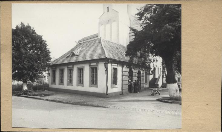 budynek wagi miejskiej rynek - ratusz, skan 2