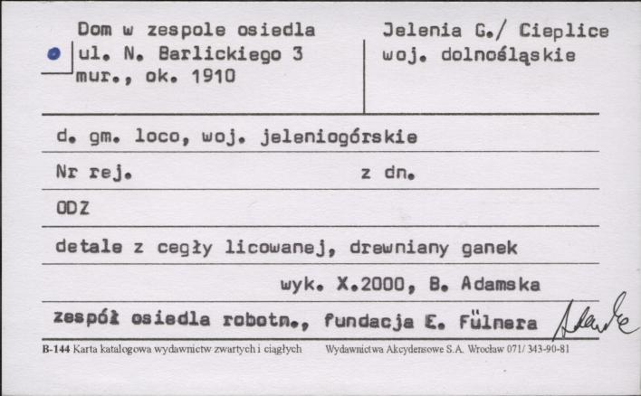 dom z zespole osiedla, skan 1