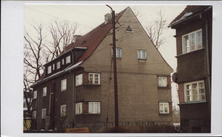 dom w zesp. osiedla, skan 2