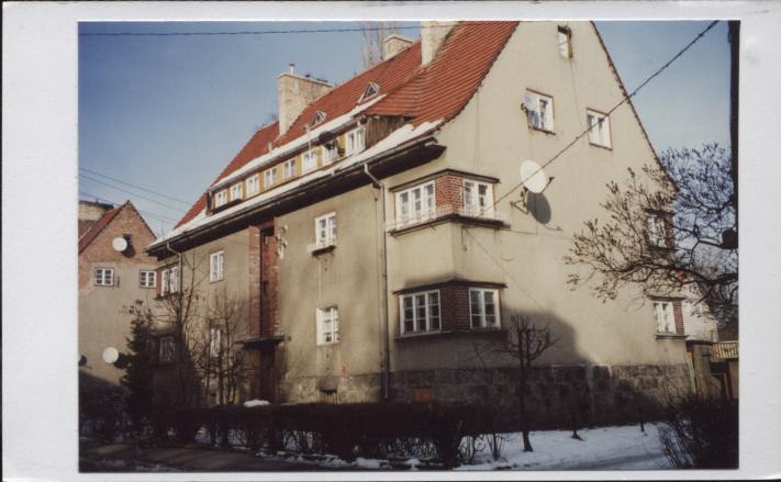 dom w zesp. osiedla, skan 2