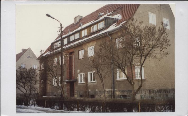 dom w zesp. osiedla, skan 2