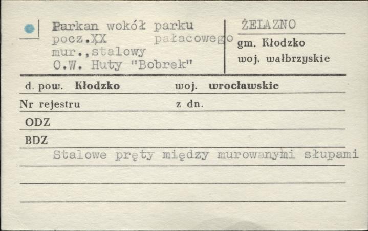 parkan wokół parku pałacowego, skan 1