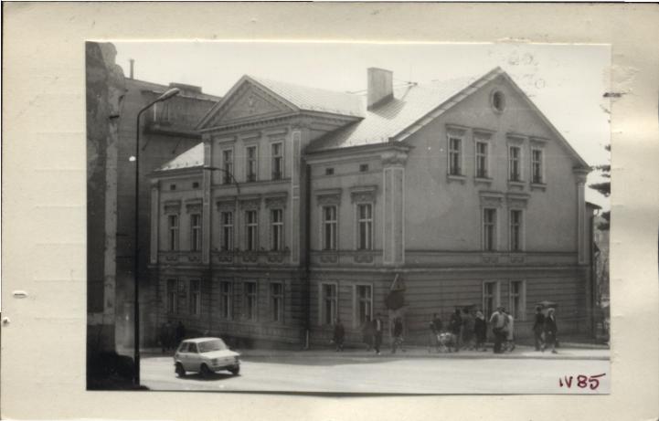 dom mieszkalny, ob. Państwowa Szkoła Muz., skan 2