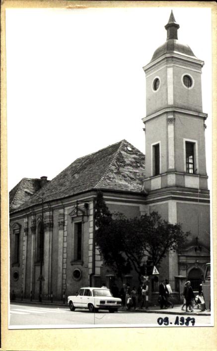 kościół krzyżowców, ob. par. pw. Św. Krzyża, skan 2