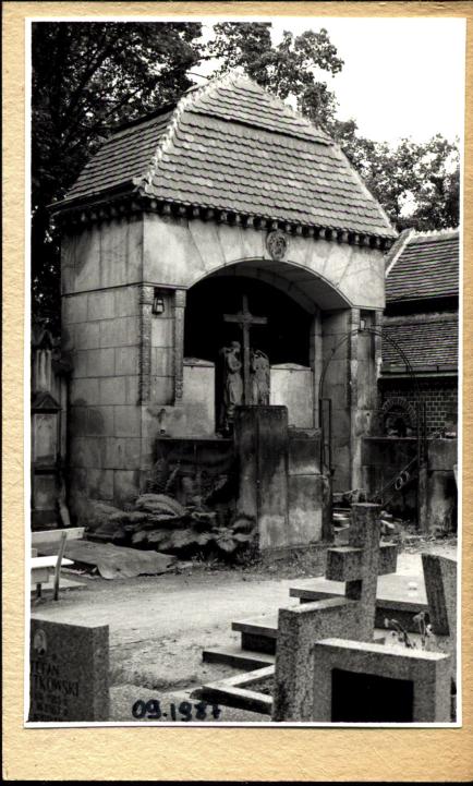 kaplica grobowa rodziny Haeinel, cmentarz, skan 2