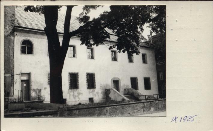 klasztor franciszkanów, ob. muzeum, skan 2