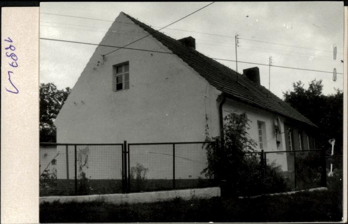 oficyna w zespole folwarcznym, skan 2