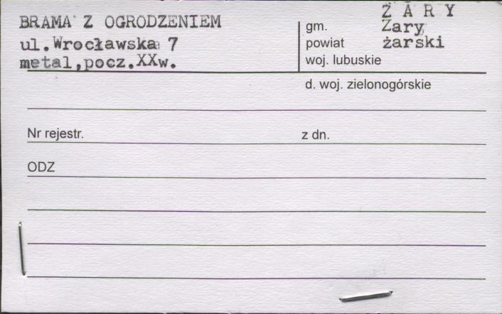 brama z ogrodzeniem, skan 1