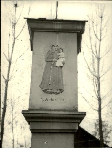 kapliczka z figurą MB z Dzieciątkiem, skan 4