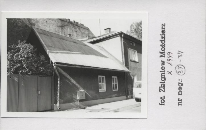 budynek mieszkalny, skan 2
