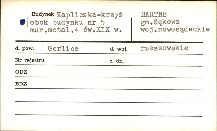 kapliczka-krzyż, skan 1