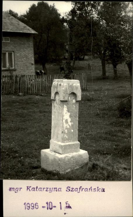 kapliczka-krzyż, skan 2