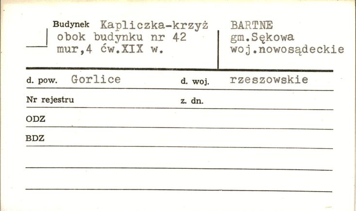 kapliczka-krzyż, skan 1