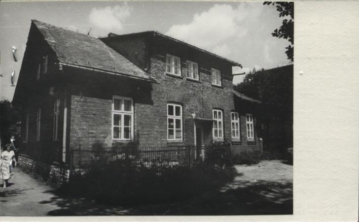 dom - Szkoła Podstawowa, skan 2
