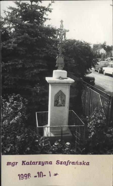 kapliczka - krzyż, skan 2