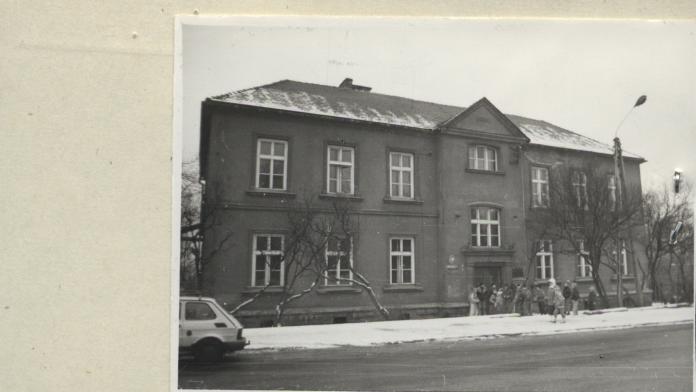 Szkoła Podstawowa, skan 2
