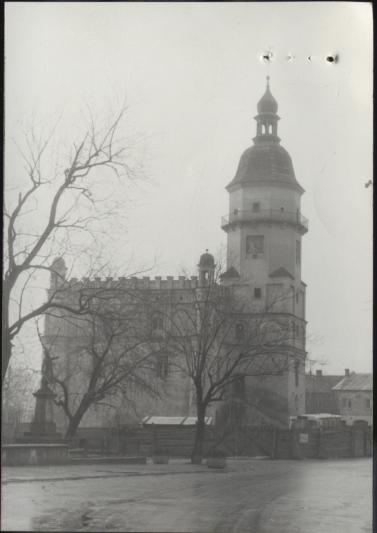 ratusz, skan 8