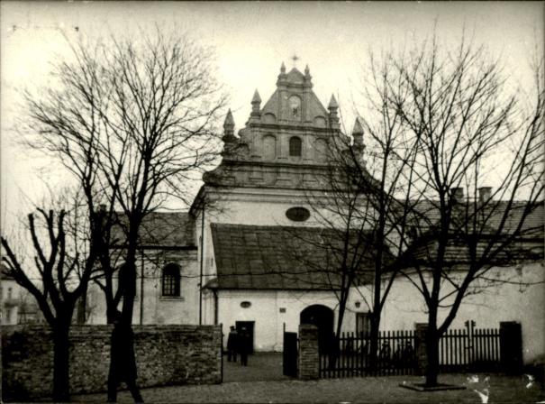 kościół w zesp. klasz. ref. pw. św. Józefa, skan 3