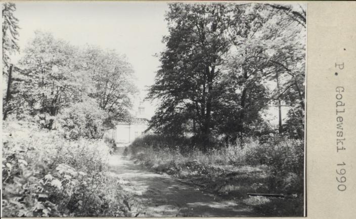 park w zespole pałacowym, skan 2