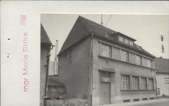 szkoła, ob. Gminna Spółdzielnia, skan 2