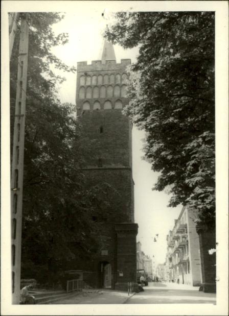 wieża bramna Wrocławska, skan 3
