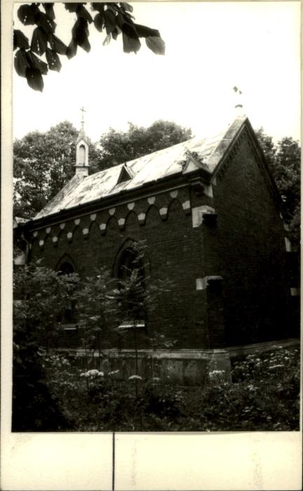 kaplica grobowa k. cmentarza, skan 2