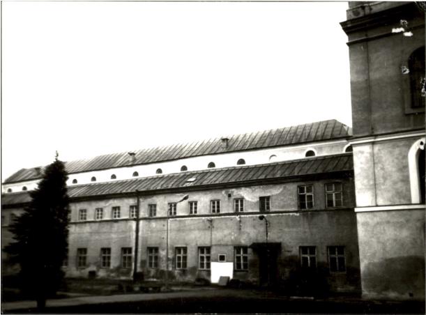 klasztor benedyktynek, ob. internat Technikum Budowlanego, skan 4
