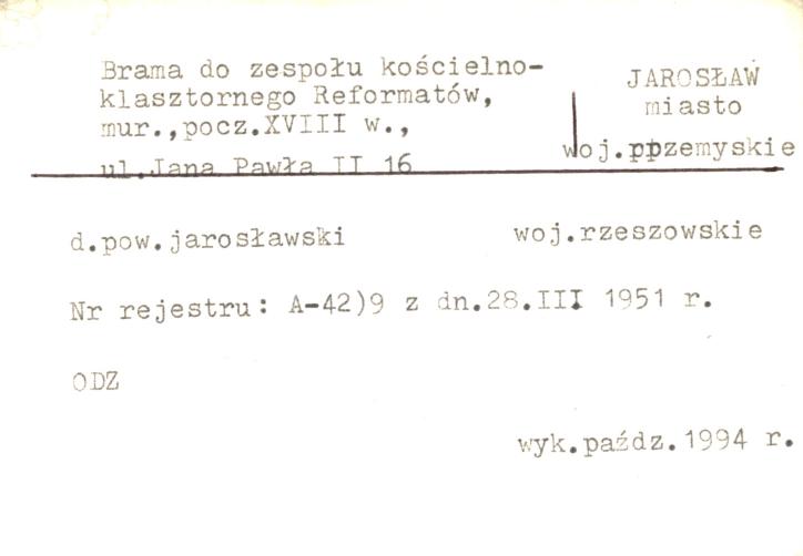 brama zespołu klasztornego reformatów, skan 1
