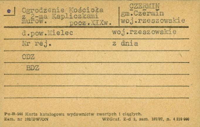 ogrodzenie kościoła z 2-ma kapliczkami, skan 1