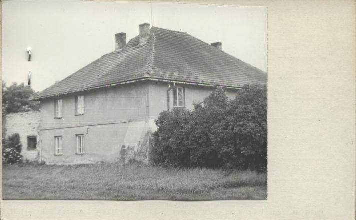 spichlerz przy pałacu, ob. przedszkole (Dom Dziecka), skan 2