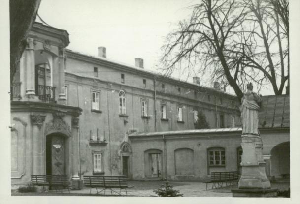 klasztor dominikanek, skan 3