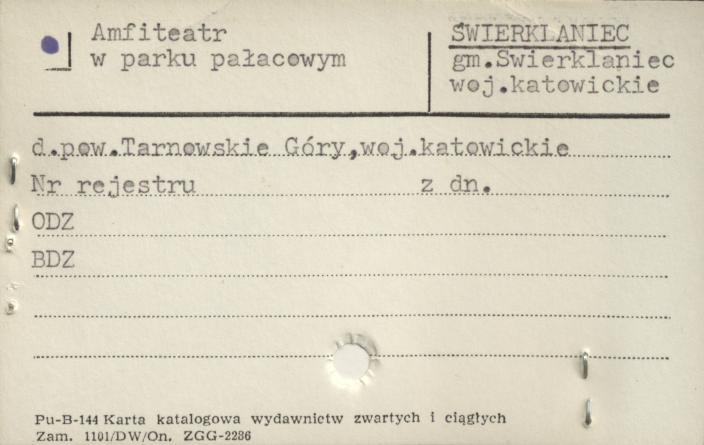 amfiteatr w parku pałacowym, skan 1
