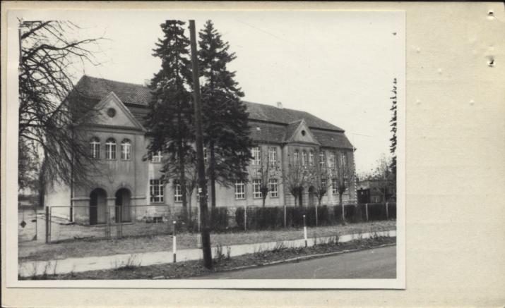 szkoła, ob. zbiorcza szkoła gminna, skan 2