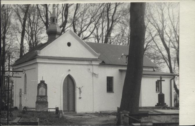 kaplica cmentarna, skan 2