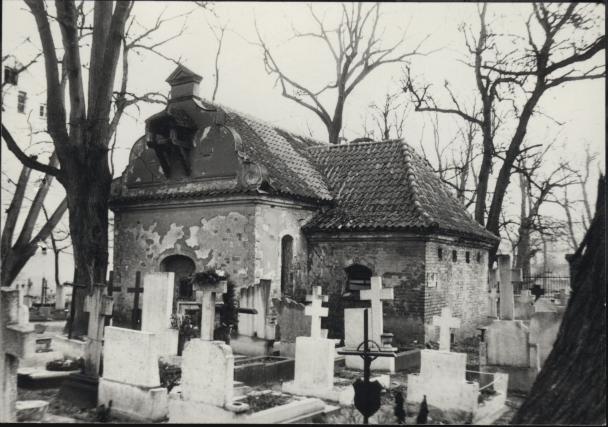 kaplica cmentarna, skan 3