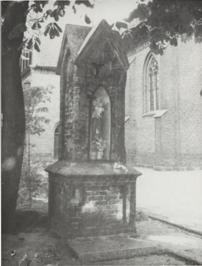 kapliczka (przy kościele), skan 3
