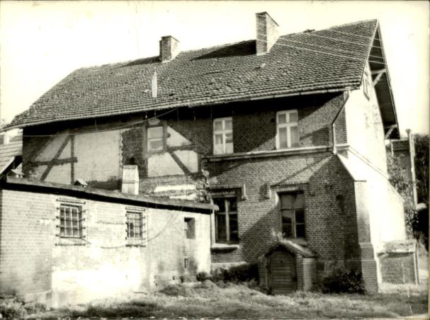 oficyna pałacowa, ob. dom mieszkalny - zespół pałacowo-parkowy, skan 2
