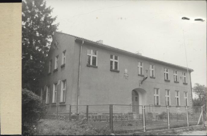 szkoła, ob. dom, skan 2