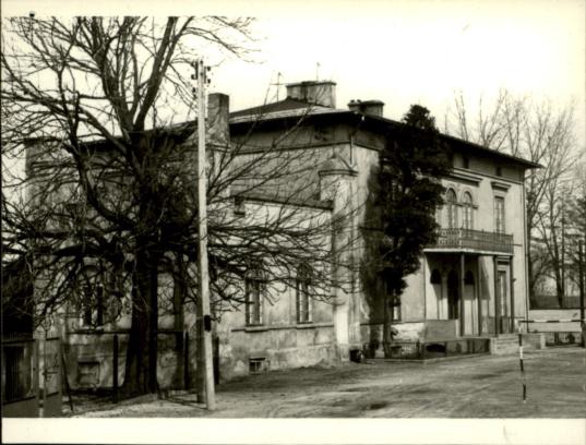 pałac, ob. szkoła, skan 4