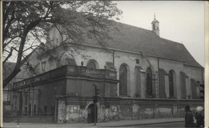 kościół bernardynów, ob. jezuitów pw. Nawiedzenia Najświętszej Maryi Panny, skan 2