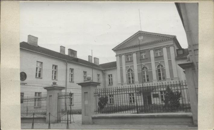 szkoła wojewódzka, ob. LO im. Ad. Asnyka, skan 2