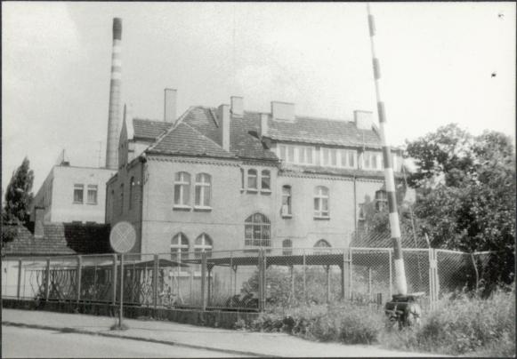 dom właściciela, ob. biura Zakładu Przemysłu Ziemniaczanego, skan 4
