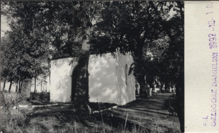 kaplica cmentarna, skan 2