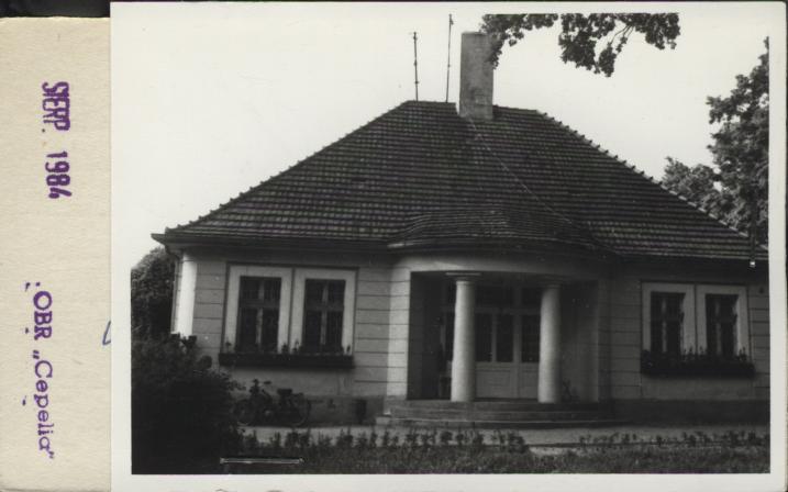 dom w parku, skan 3