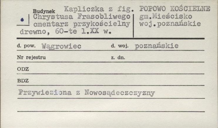 kapliczka z figurą Chrystusa Frasobliwego, cmentarz przykościelny, skan 1