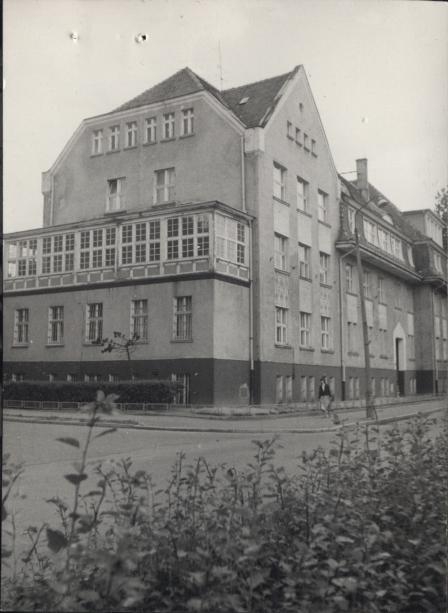 szkoła gosp. dom. i przem., ob. zespół szkół zawodowych CZSR SCh, skan 4