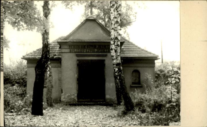 kaplica cmentarna, skan 2