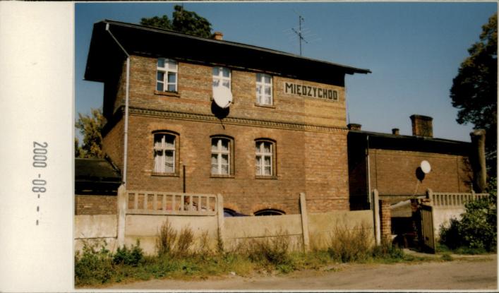 budynek mieszkalny, skan 2