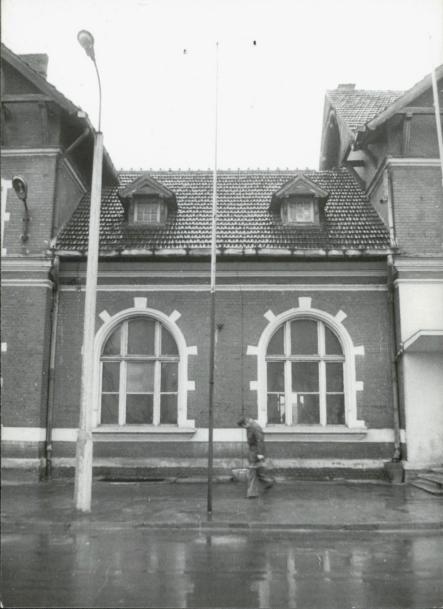 dworzec, skan 9