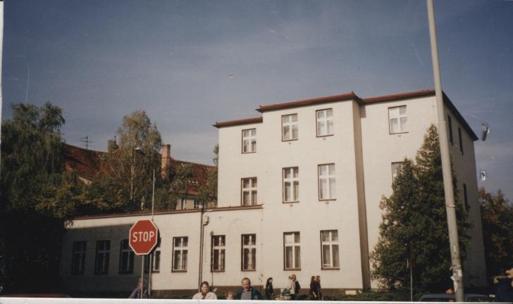 dom, ob. powiatowa i miejska biblioteka publiczna, skan 3